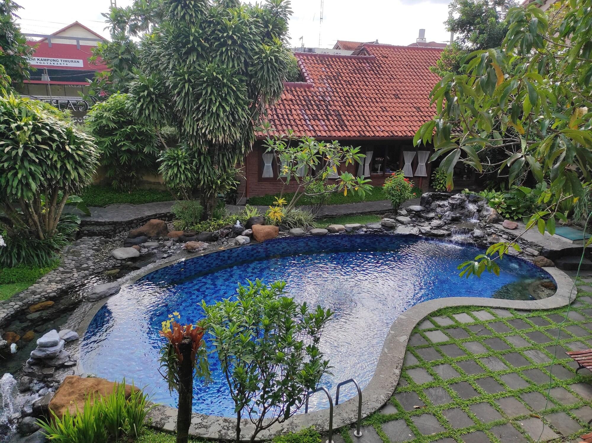 Duta Boutique Villa Yogyakarta Exterior photo
